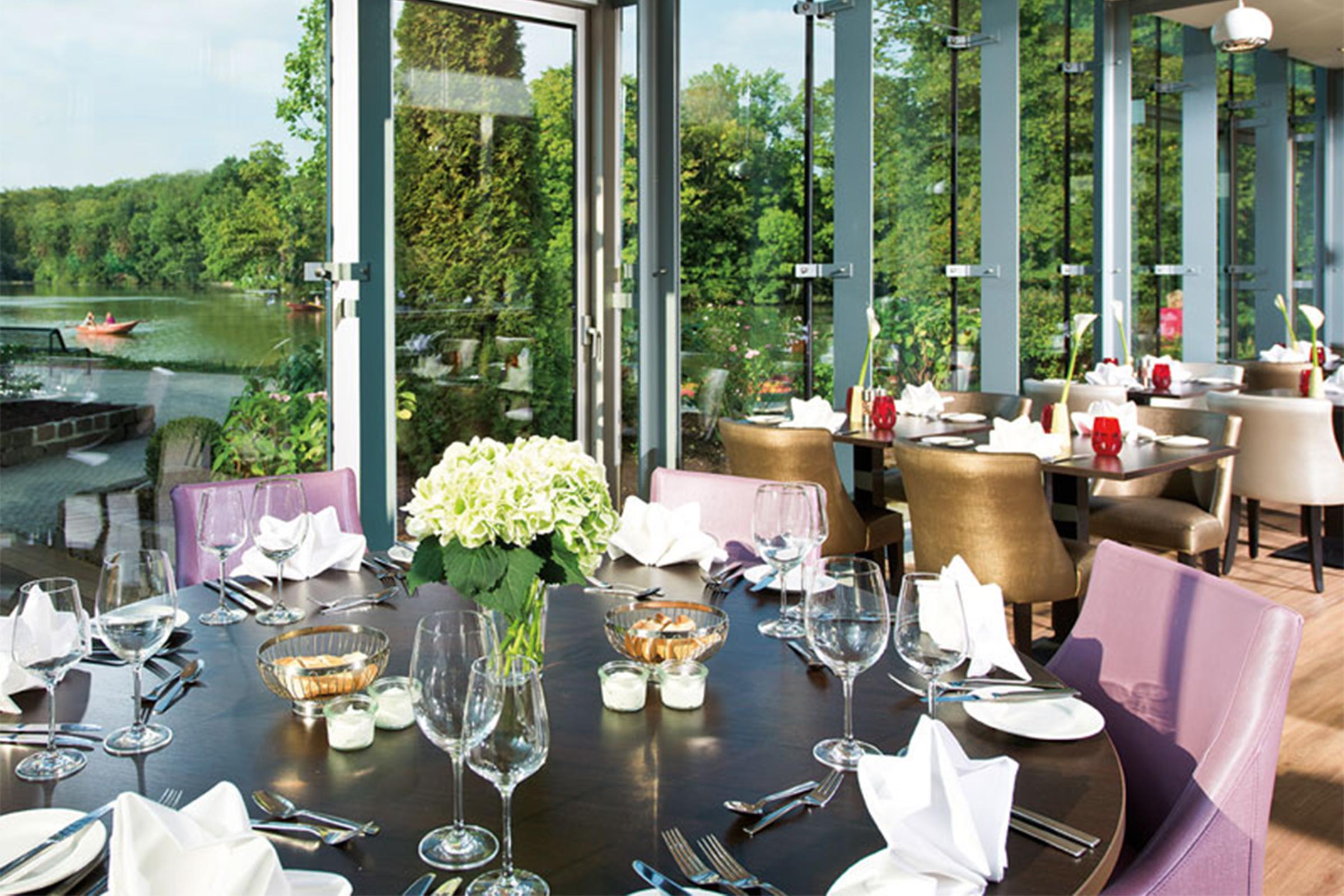 Leonardo Royal Hotel Koeln - Am Stadtwald Luaran gambar