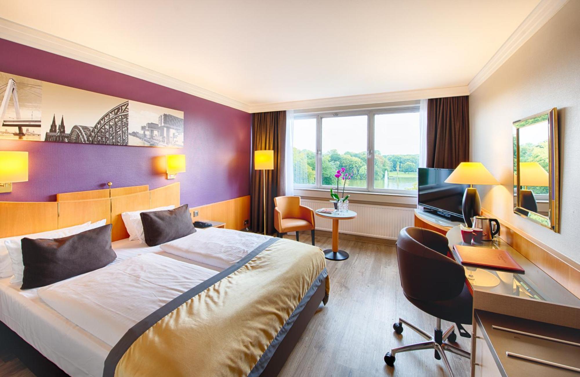 Leonardo Royal Hotel Koeln - Am Stadtwald Luaran gambar