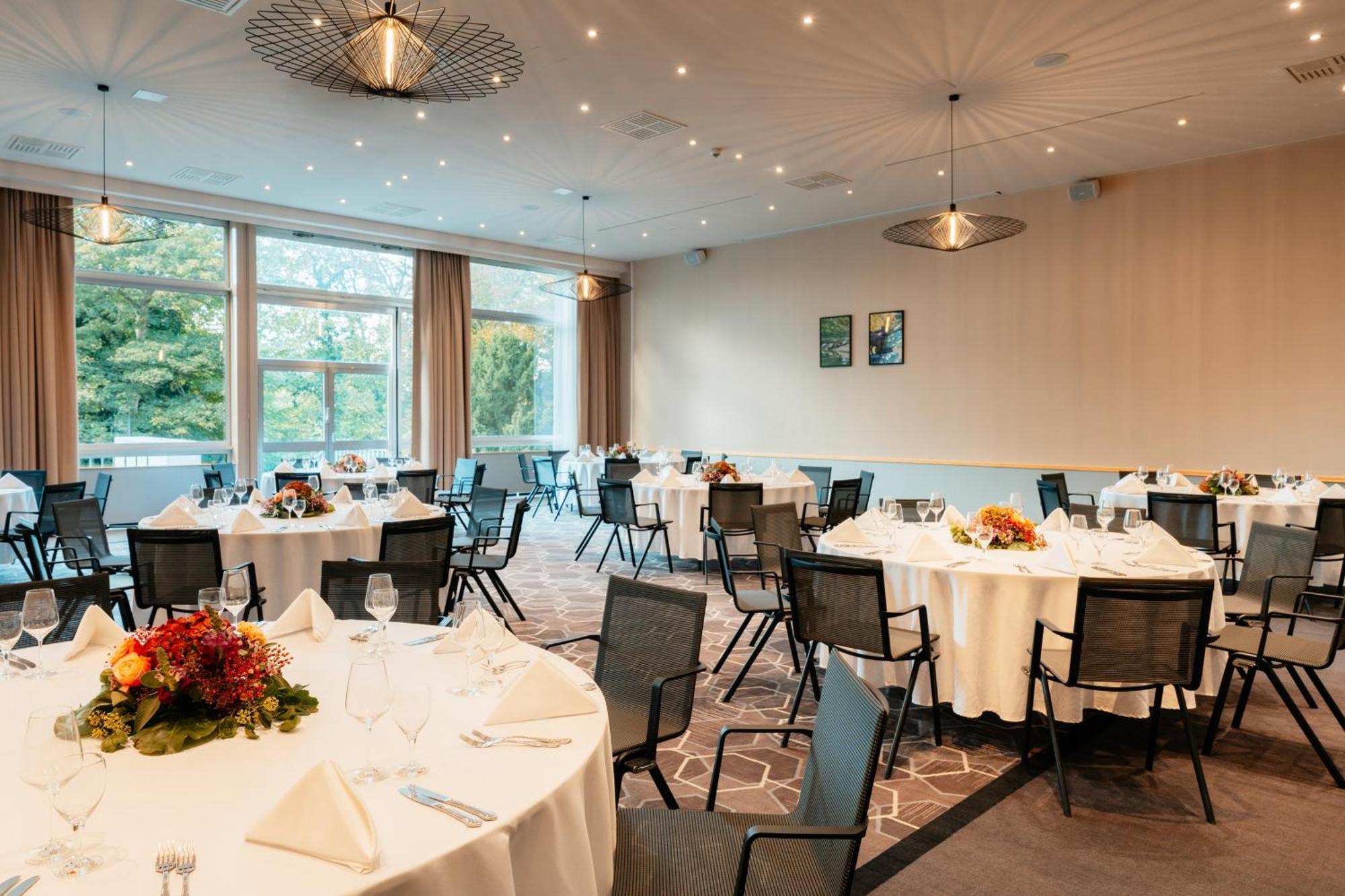 Leonardo Royal Hotel Koeln - Am Stadtwald Luaran gambar
