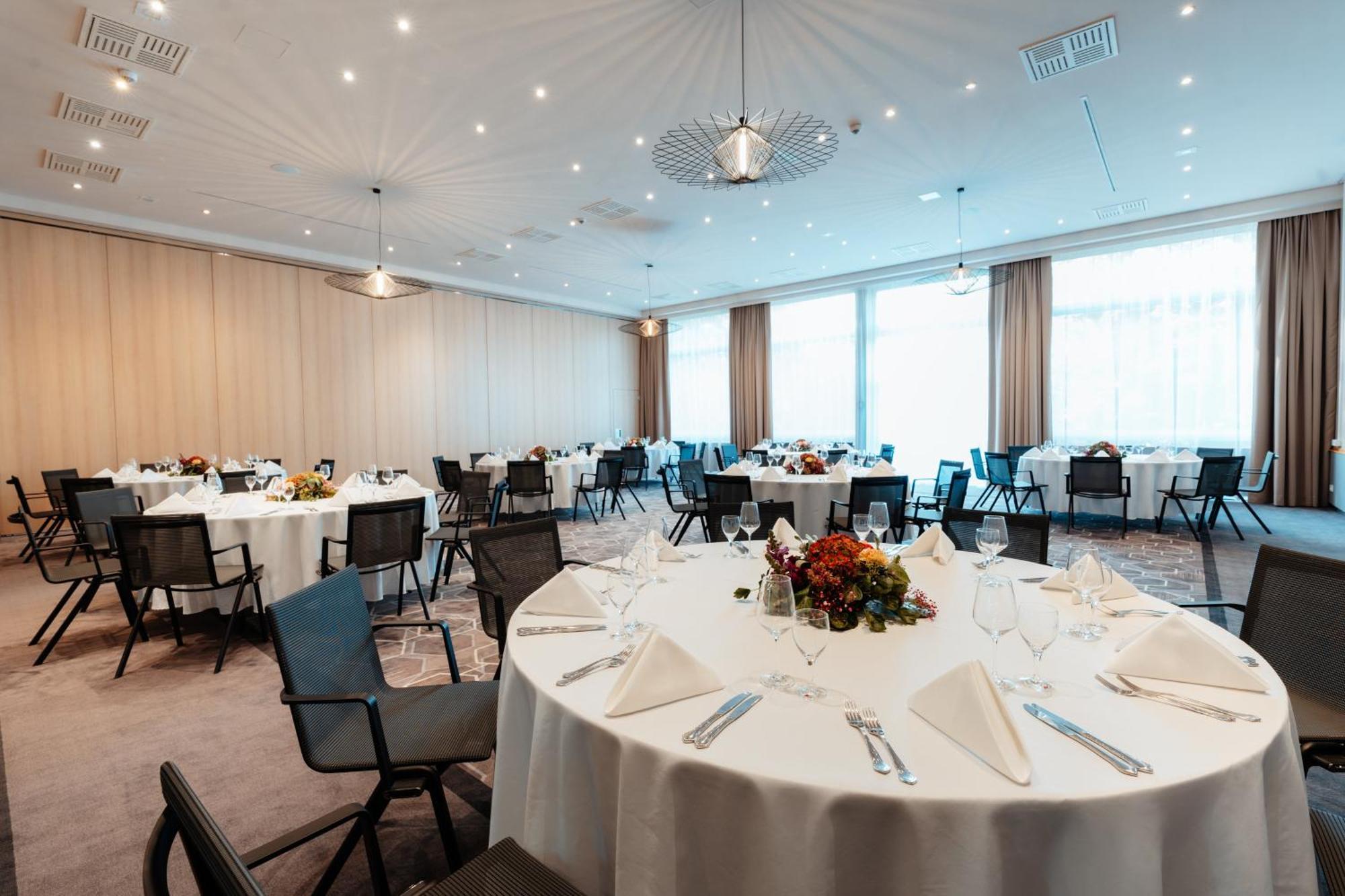 Leonardo Royal Hotel Koeln - Am Stadtwald Luaran gambar